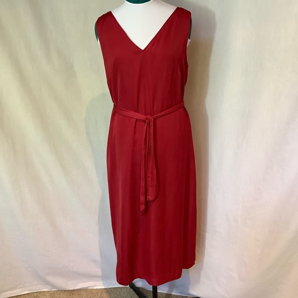 Ann Taylor Red Sleeveless Dress - Picture 2 of 9